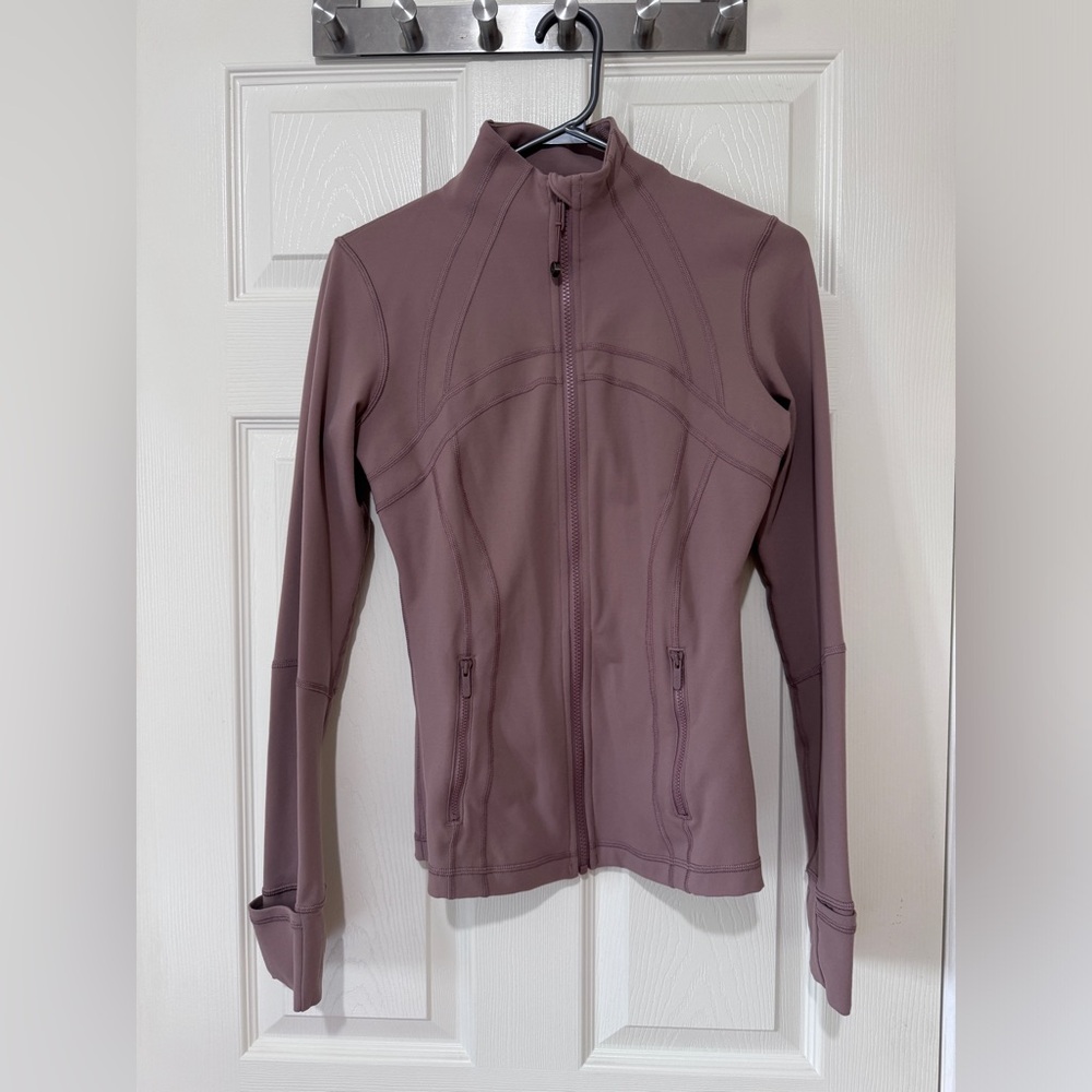 ❤️SOLD❤️Authentic lululemon define luon jacket